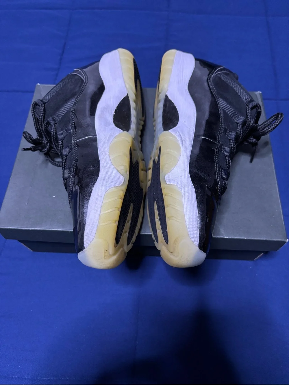 Jordan 11 Retro Low Barons Size 10